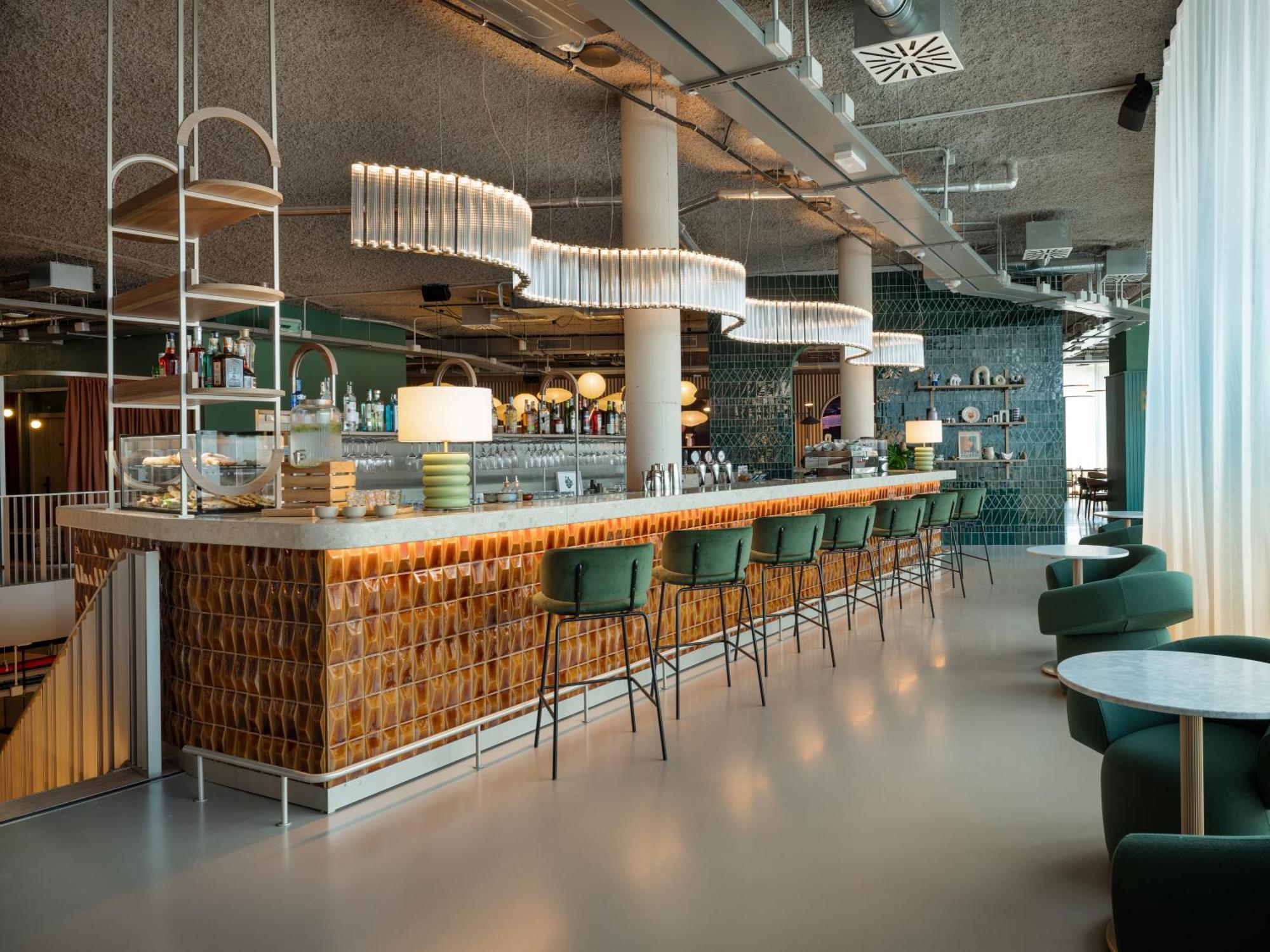 Hotel The Social Hub 4*