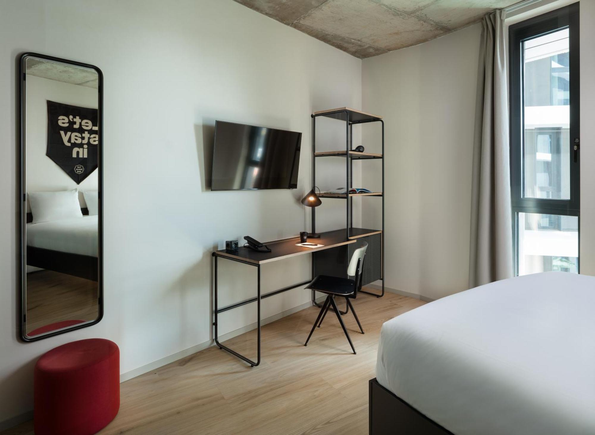 Hotel The Social Hub 4*